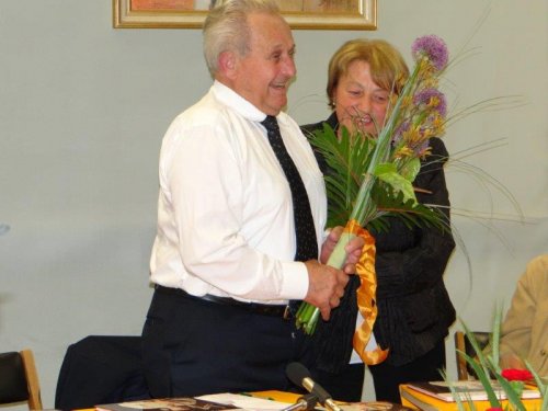 .... iIN ŠOPEK CVETJA ZA GLAVNEGA AKTERJA g. FRANCA BLEJCA